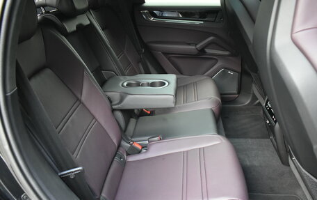 Porsche Cayenne III, 2026 год, 26 300 000 рублей, 26 фотография