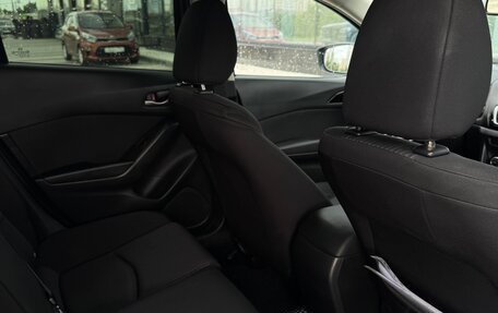 Mazda 3, 2015 год, 1 400 000 рублей, 11 фотография