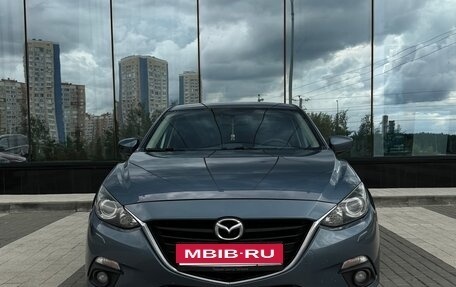 Mazda 3, 2015 год, 1 400 000 рублей, 2 фотография