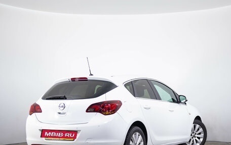 Opel Astra J, 2011 год, 659 000 рублей, 5 фотография