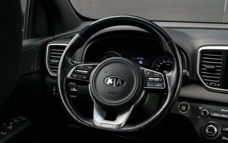KIA Sportage IV рестайлинг, 2018 год, 2 000 000 рублей, 15 фотография