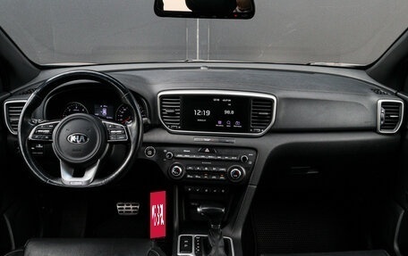 KIA Sportage IV рестайлинг, 2018 год, 2 000 000 рублей, 13 фотография