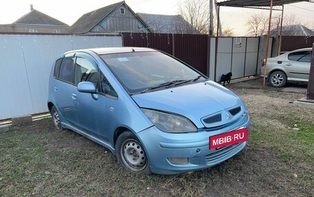 Mitsubishi Colt VI рестайлинг, 2003 год, 250 000 рублей, 3 фотография