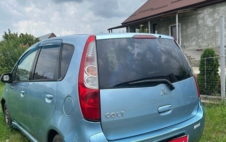 Mitsubishi Colt VI рестайлинг, 2003 год, 250 000 рублей, 4 фотография