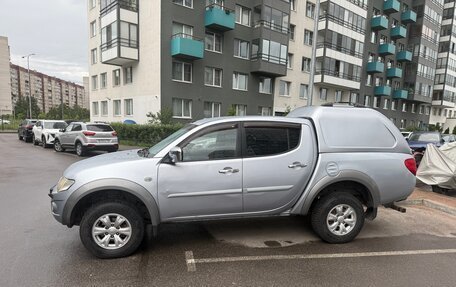 Mitsubishi L200 IV рестайлинг, 2013 год, 1 050 000 рублей, 5 фотография
