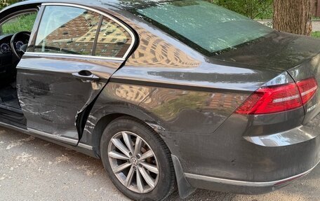 Volkswagen Passat B8 рестайлинг, 2015 год, 1 100 000 рублей, 16 фотография