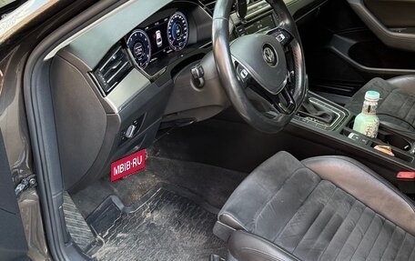 Volkswagen Passat B8 рестайлинг, 2015 год, 1 100 000 рублей, 12 фотография