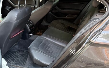 Volkswagen Passat B8 рестайлинг, 2015 год, 1 100 000 рублей, 23 фотография