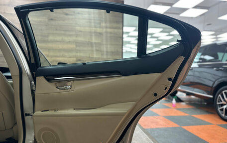Lexus ES VII, 2015 год, 2 690 000 рублей, 35 фотография