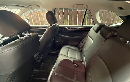Subaru Outback IV рестайлинг, 2016 год, 2 300 000 рублей, 8 фотография