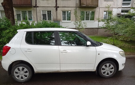 Skoda Fabia II, 2013 год, 290 000 рублей, 2 фотография