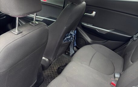 KIA Rio III рестайлинг, 2012 год, 500 000 рублей, 9 фотография
