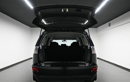 Mitsubishi Outlander III рестайлинг 3, 2011 год, 995 000 рублей, 7 фотография