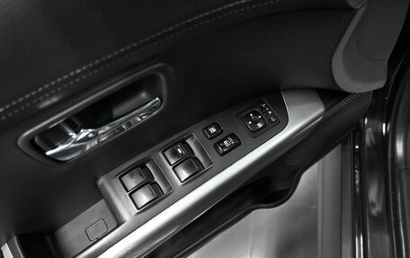 Mitsubishi Outlander III рестайлинг 3, 2011 год, 995 000 рублей, 23 фотография