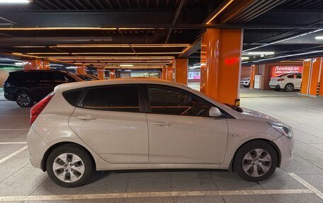 Hyundai Solaris II рестайлинг, 2015 год, 650 000 рублей, 2 фотография