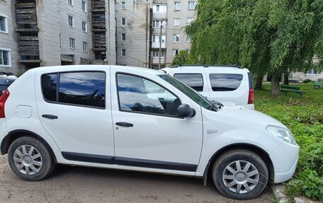 Renault Sandero I, 2011 год, 500 000 рублей, 1 фотография