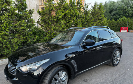 Infiniti FX II, 2010 год, 2 100 000 рублей, 1 фотография