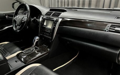 Toyota Camry, 2018 год, 1 749 900 рублей, 20 фотография