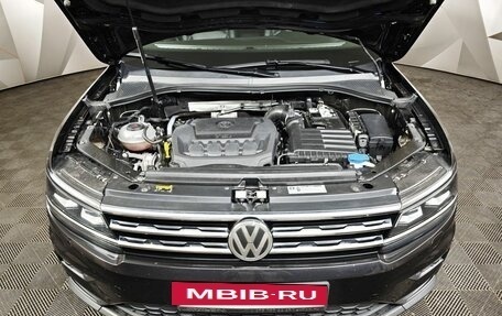 Volkswagen Tiguan II, 2018 год, 2 581 000 рублей, 11 фотография