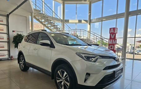Toyota RAV4, 2017 год, 2 749 000 рублей, 5 фотография