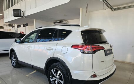 Toyota RAV4, 2017 год, 2 749 000 рублей, 9 фотография