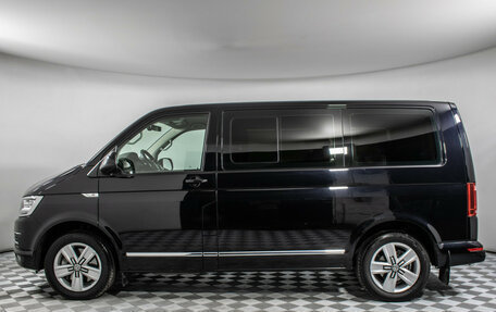 Volkswagen Multivan T6 рестайлинг, 2017 год, 4 155 000 рублей, 9 фотография