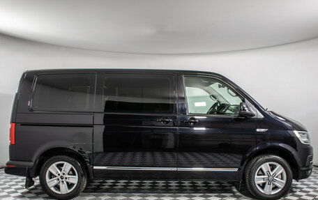 Volkswagen Multivan T6 рестайлинг, 2017 год, 4 155 000 рублей, 4 фотография