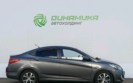 Hyundai Solaris II рестайлинг, 2011 год, 570 000 рублей, 4 фотография