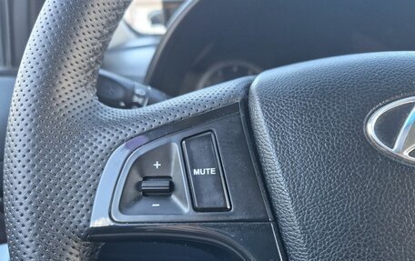Hyundai Solaris II рестайлинг, 2011 год, 570 000 рублей, 17 фотография