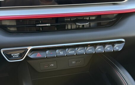 Geely Coolray I, 2023 год, 2 100 000 рублей, 26 фотография