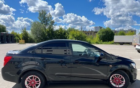 Chevrolet Aveo III, 2013 год, 650 000 рублей, 3 фотография