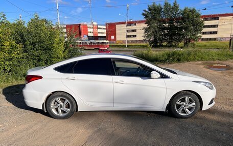 Hyundai i40 I рестайлинг, 2015 год, 900 000 рублей, 4 фотография
