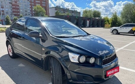 Chevrolet Aveo III, 2013 год, 650 000 рублей, 4 фотография