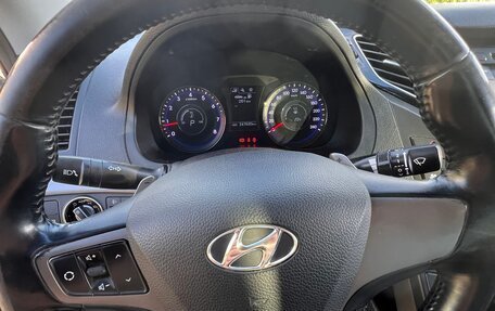 Hyundai i40 I рестайлинг, 2015 год, 900 000 рублей, 12 фотография