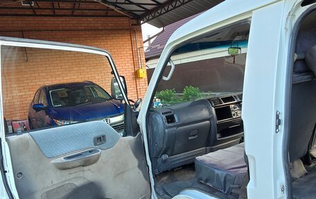 Mazda Bongo IV, 2001 год, 400 000 рублей, 9 фотография