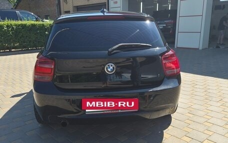 BMW 1 серия, 2011 год, 1 093 000 рублей, 12 фотография