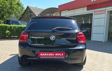 BMW 1 серия, 2011 год, 1 093 000 рублей, 11 фотография