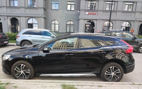 Volvo V40 Cross Country I, 2018 год, 1 350 000 рублей, 2 фотография