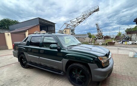 Chevrolet Avalanche I, 2002 год, 2 400 000 рублей, 8 фотография
