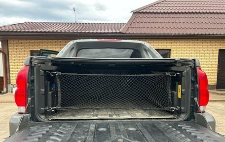 Chevrolet Avalanche I, 2002 год, 2 400 000 рублей, 18 фотография
