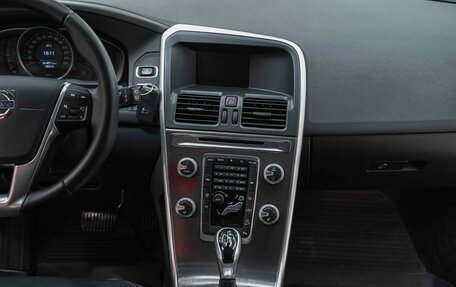 Volvo XC60 II, 2015 год, 1 890 000 рублей, 10 фотография
