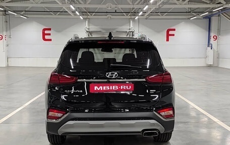 Hyundai Santa Fe III рестайлинг, 2018 год, 2 590 000 рублей, 7 фотография