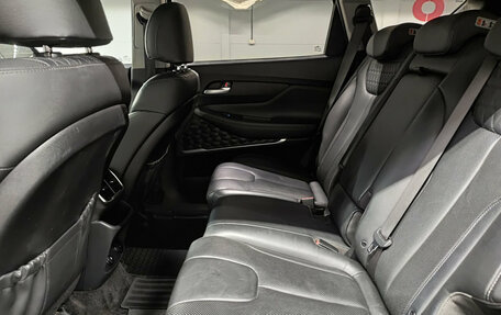 Hyundai Santa Fe III рестайлинг, 2018 год, 2 590 000 рублей, 15 фотография