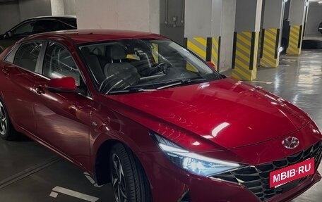 Hyundai Elantra, 2020 год, 1 900 000 рублей, 2 фотография