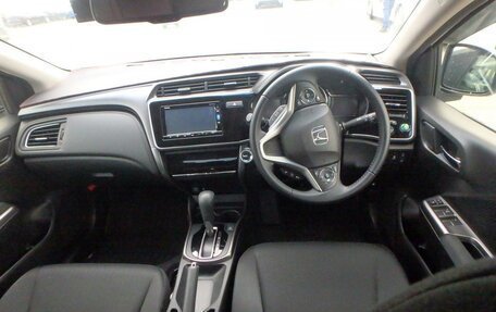 Honda Grace I, 2020 год, 1 600 000 рублей, 4 фотография