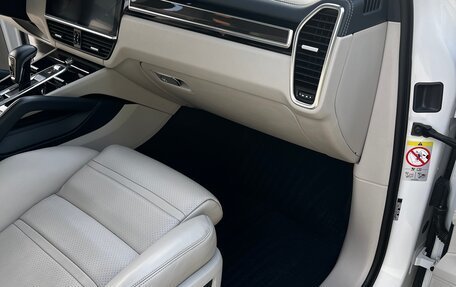 Porsche Cayenne III, 2018 год, 6 600 000 рублей, 24 фотография