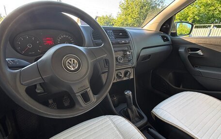 Volkswagen Polo VI (EU Market), 2012 год, 750 000 рублей, 5 фотография