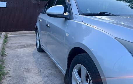 Chevrolet Cruze II, 2011 год, 630 000 рублей, 3 фотография