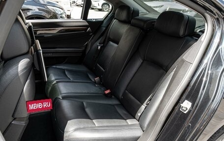 BMW 7 серия, 2015 год, 2 800 000 рублей, 9 фотография