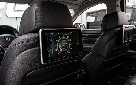 BMW 7 серия, 2015 год, 2 800 000 рублей, 25 фотография